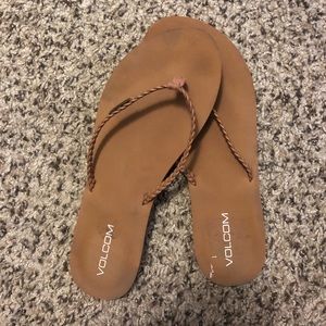 Women’s Volcom Size 10 Flip Flops